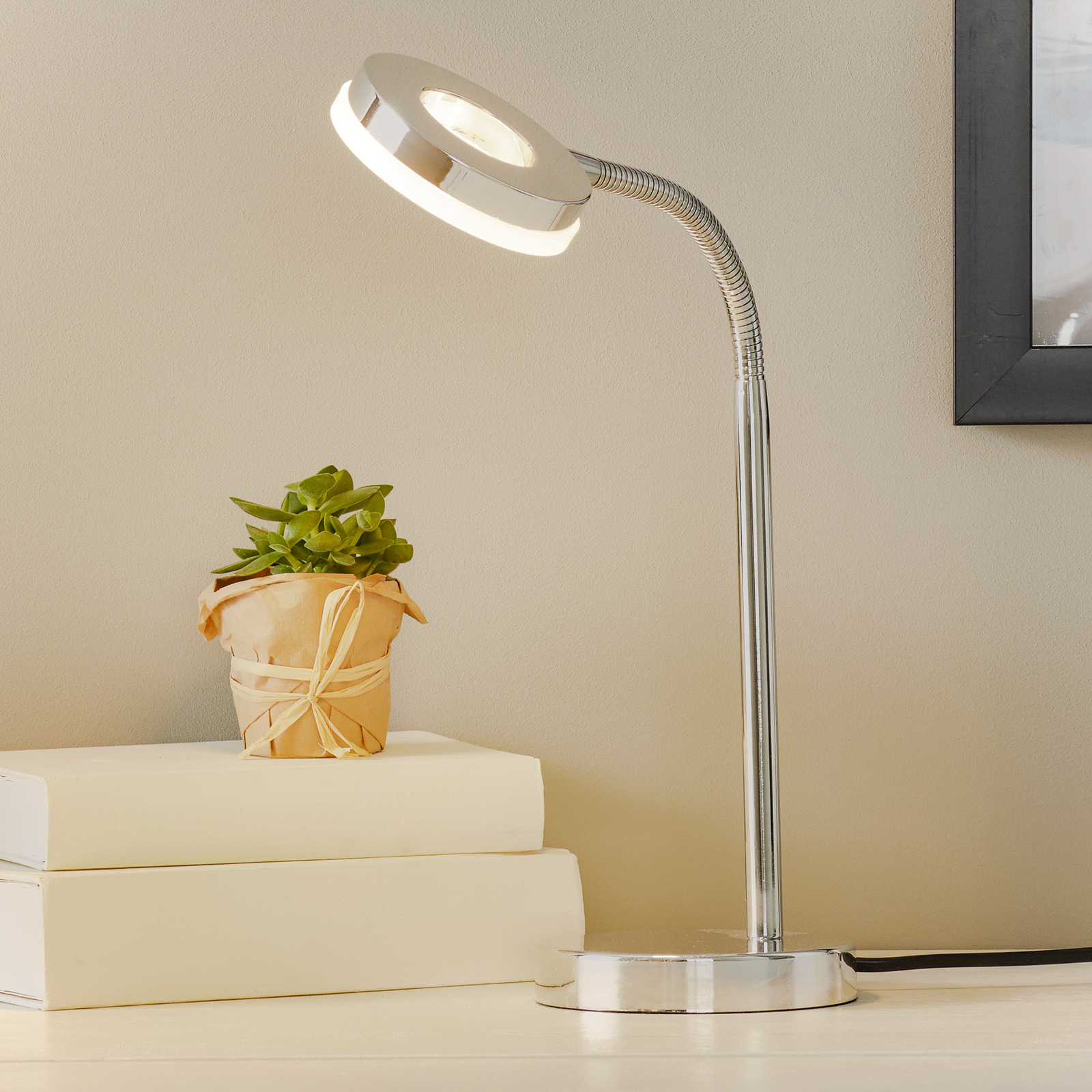 Rennes LED table lamp, chrome-coloured, height 40 cm